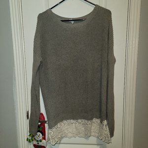 Cozy oversized sweater with lace detail